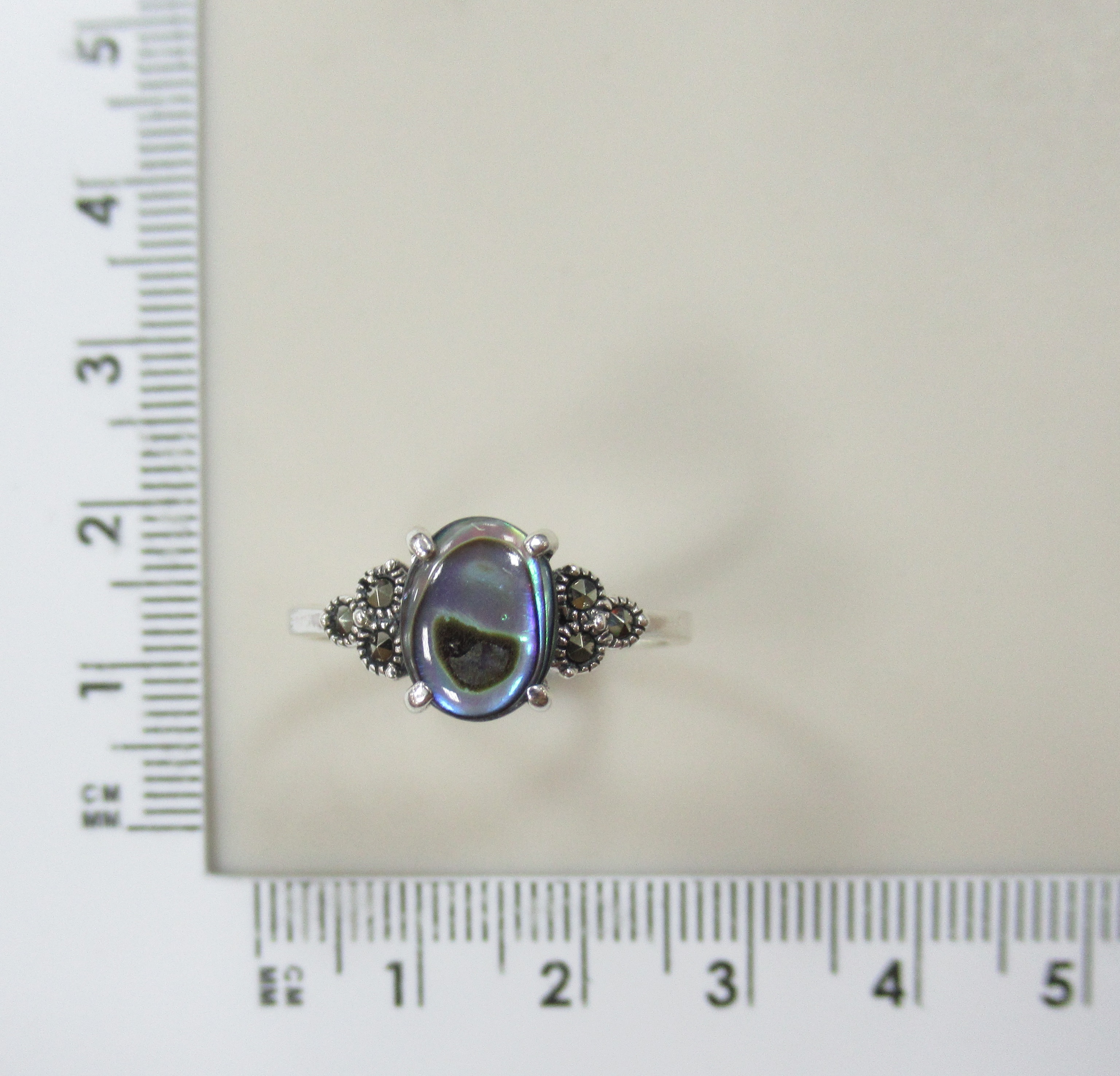 Серебряное кольцо с перламутром абалон